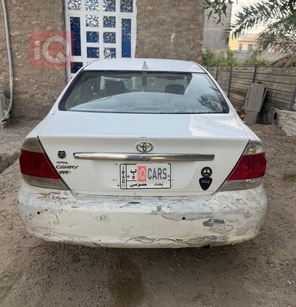 تۆیۆتا کامری